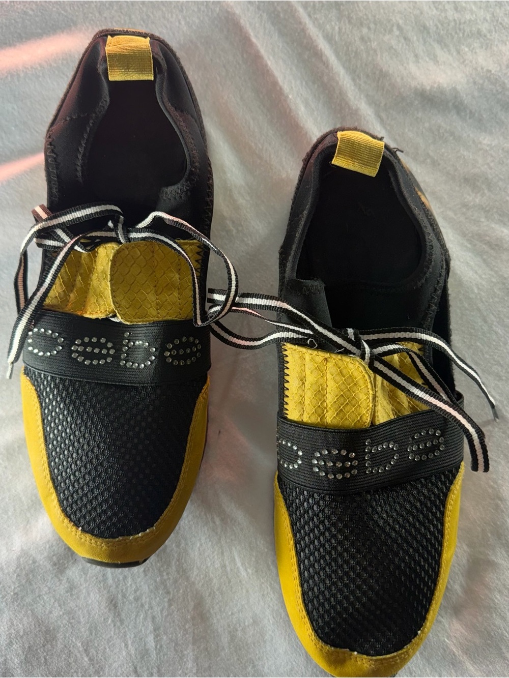 EUC Bebe women's Brienna Leopard Print Women's Sneakers 8.5, black yellow